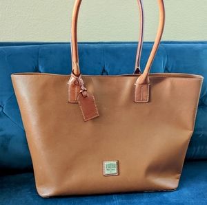 Large Dooney and Bourke Tote